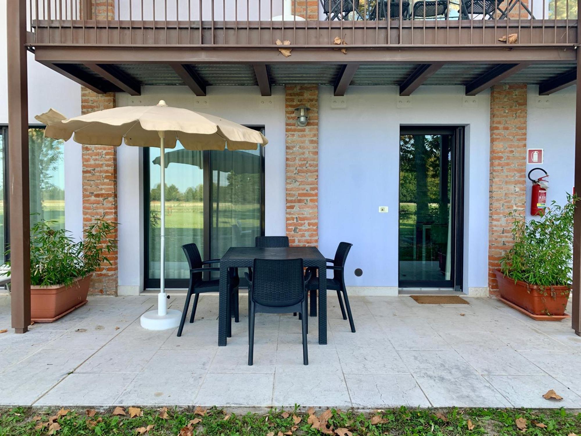 Residenze Di La' Dal Fiume Caorle Exterior foto